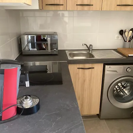 F2 Pompeani Apartman *