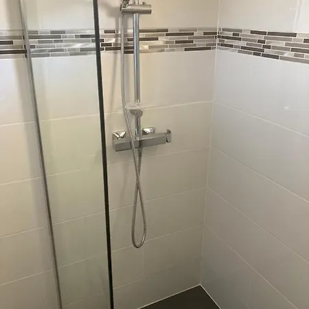 Apartment F2 Pompeani *